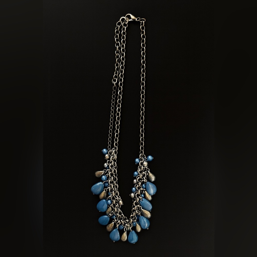 Elegant Blue and Silver Necklace